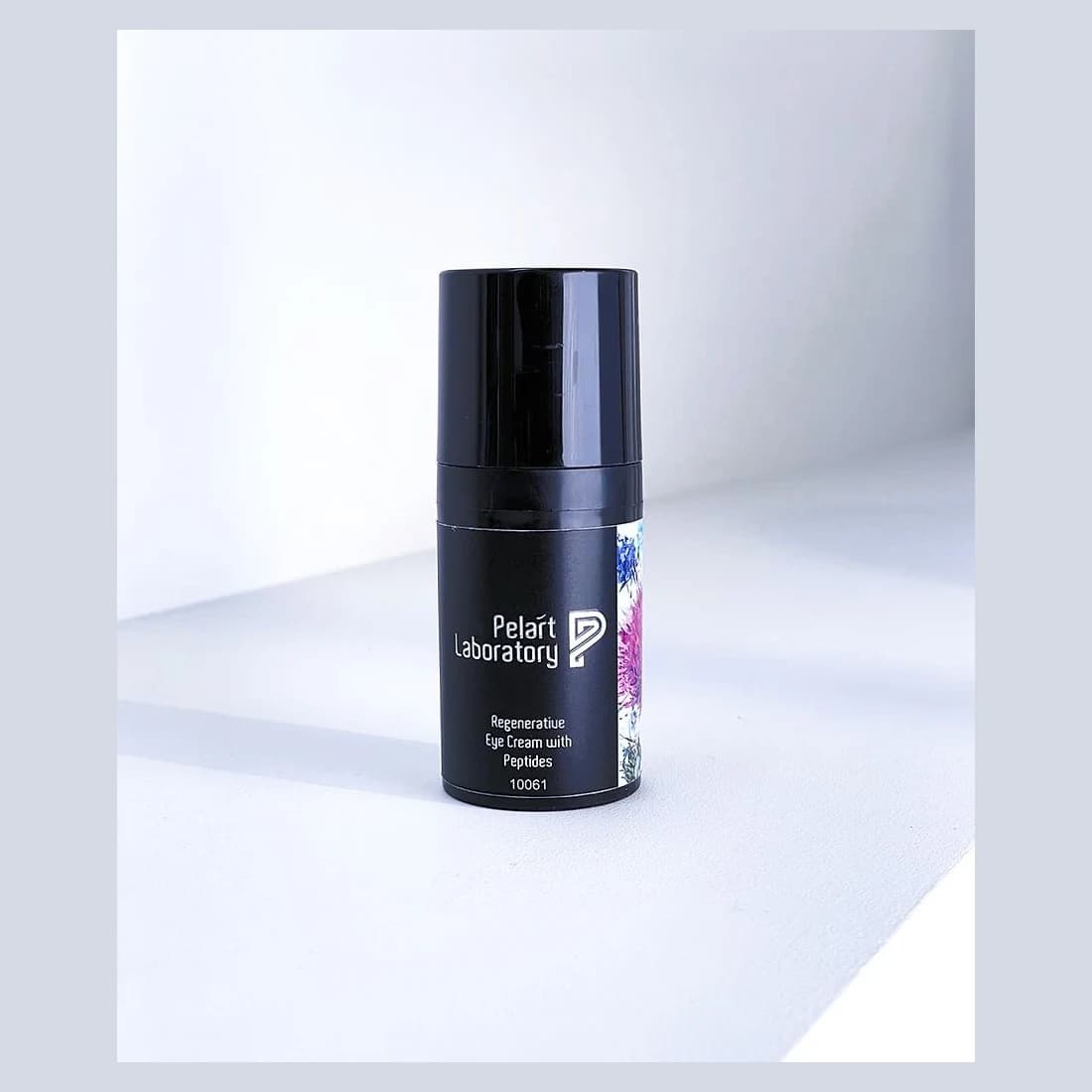 Regenerative eye cream with peptides